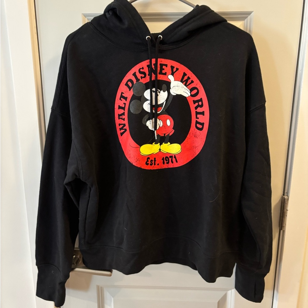 Walt Disney World Black Cropped Hooded Sweatshirt size Large